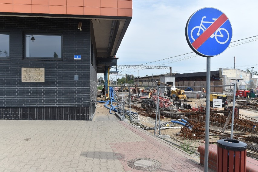 Modernizacja peronów na dworcu PKP w Lesznie