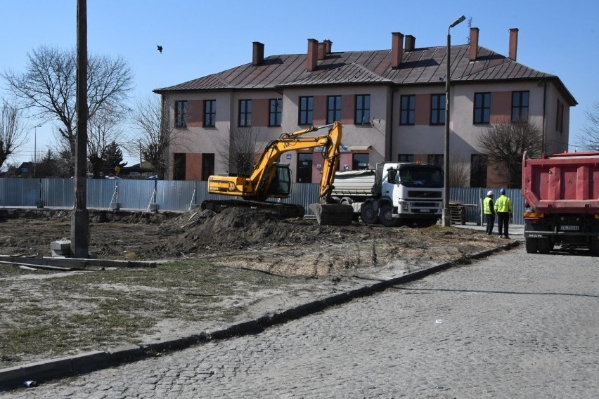 Zaledwie miesiąc temu rozpoczęły się prace przy budowie...