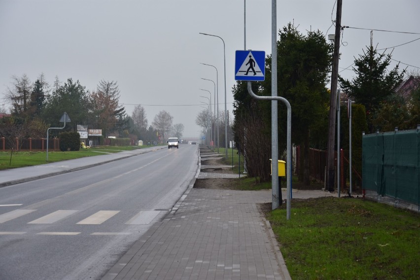 Północna strona ul. Aliantów w Żninie. Mieszkańcy chcą aby...