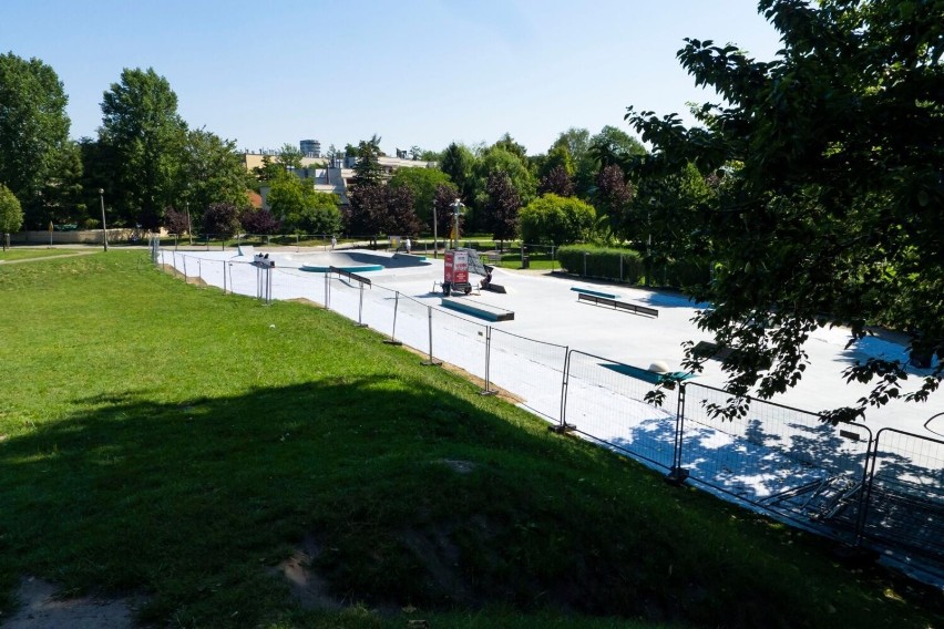 Kraków. Skatepark przy osiedlu Widok prawie gotowy. Otwarcie - 14 sierpnia