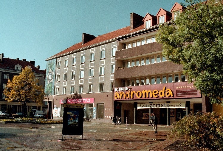Plac Baczyńskiego w Tychach. Rok 2002