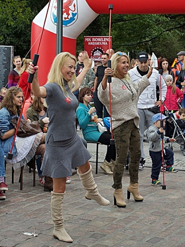 Stargardzkie radne potrafią się bawić. Od lewej Edyta Domińczak i Mariola Łada-Siwiec.