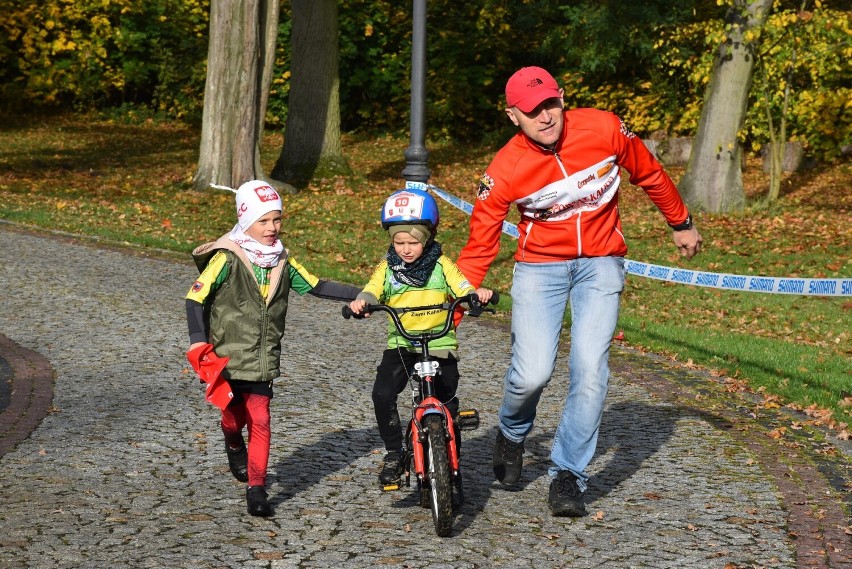 Wyścigi MTB dla dzieci na terenie Pałacu Tłokinia. ZDJĘCIA