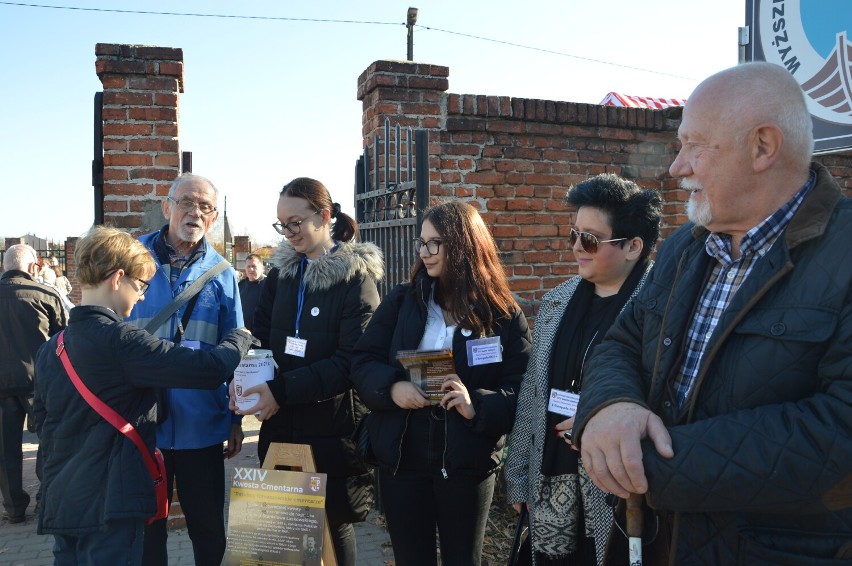 Wszystkich Świętych w Tomaszowie: Odwiedzamy najbliższych i kwestujemy na rzecz tomaszowskich cmentarzy