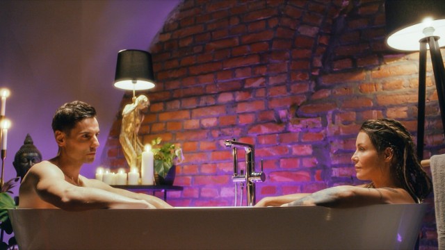 W filmie "Miłość, seks i pandemia" po raz pierwszy na dużym ekranie zobaczymy Małgotrzatę Rozenek-Majdan (po prawej)