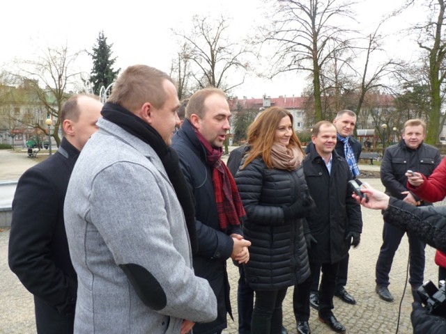 Strajk obywatelski w Radomsku. Partie i stowarzyszenia zapraszają na protest