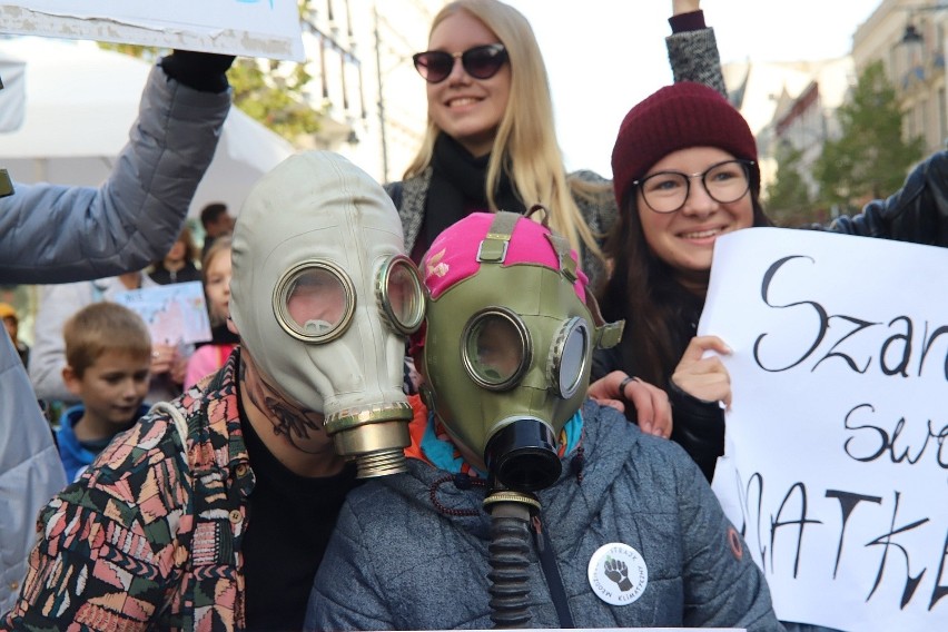 Na międzynarodowym Strajku dla Ziemi 27 września 2019 w...