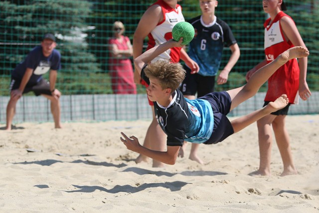 UMKS-PMOS Chrzanów na podium półfinału Mistrzostw Polski Młodzików w Piłce Ręcznej Plażowej