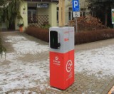 Chmielno wzbogaciło się o pierwszą w powiecie ładowarkę pojazdów elektrycznych