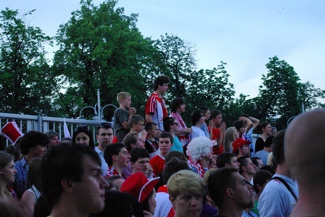 Wczoraj Polska przegrała z Czecami 0:1. Zobacz zdjęcia ze Strefy Kibica z pożegnalnego meczu naszych