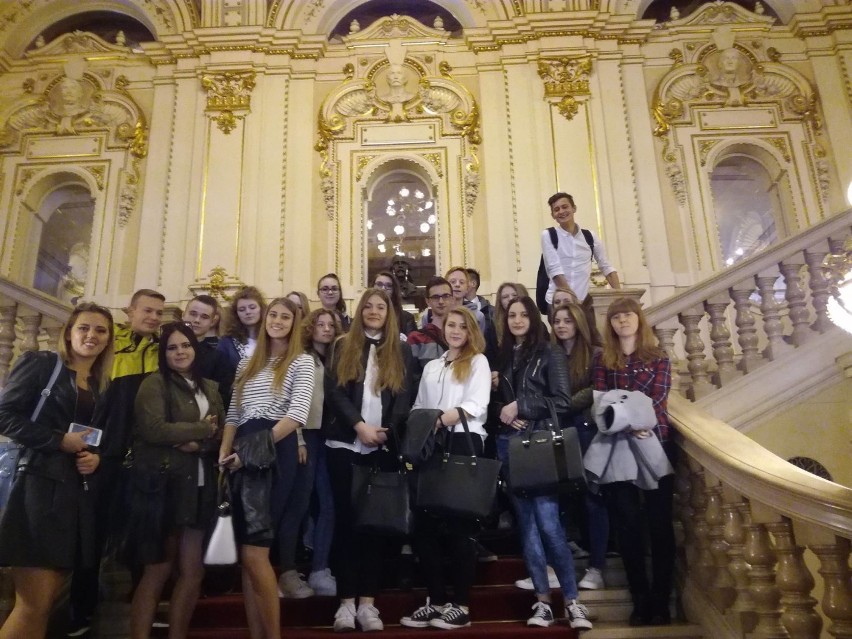 Uczniowie kłobuckiego liceum odwiedzili Kraków [FOTO]