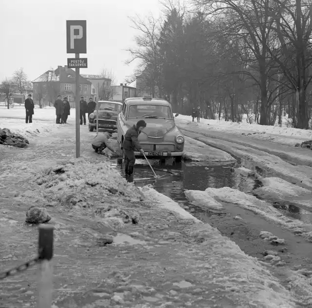 Fotograficzna podróż w czasie do Miastka, którego już nie ma.