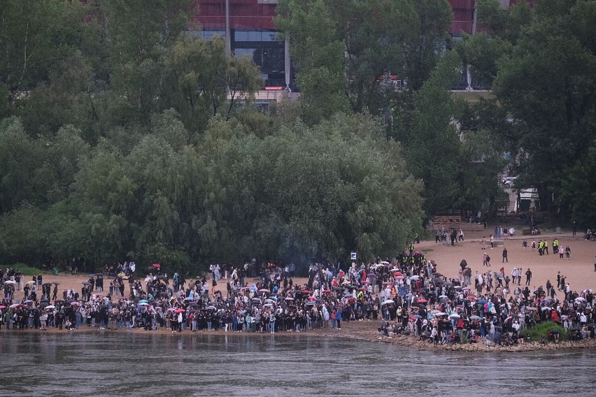 Mata chciał zagrać drugi koncert nad Wisłą. Policja pokrzyżowała plany rapera. "8 lat pozbawienia wolności"