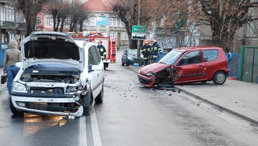 Kwidzyn: Wypadek na ul. Wiślanej, kierowca jednego z aut miał ponad 3 promile!