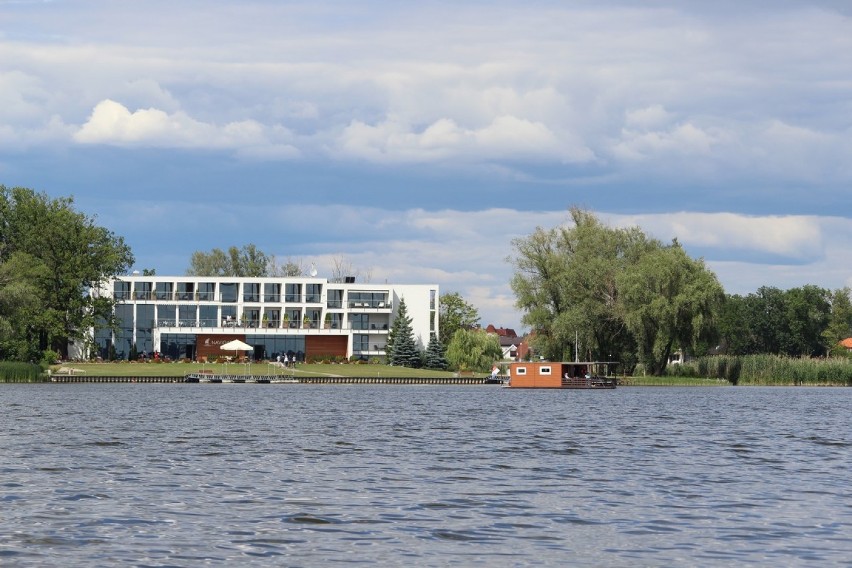 Zbąszyń - miasto nad jeziorem. Prezentacja gminy - Jezioro,...