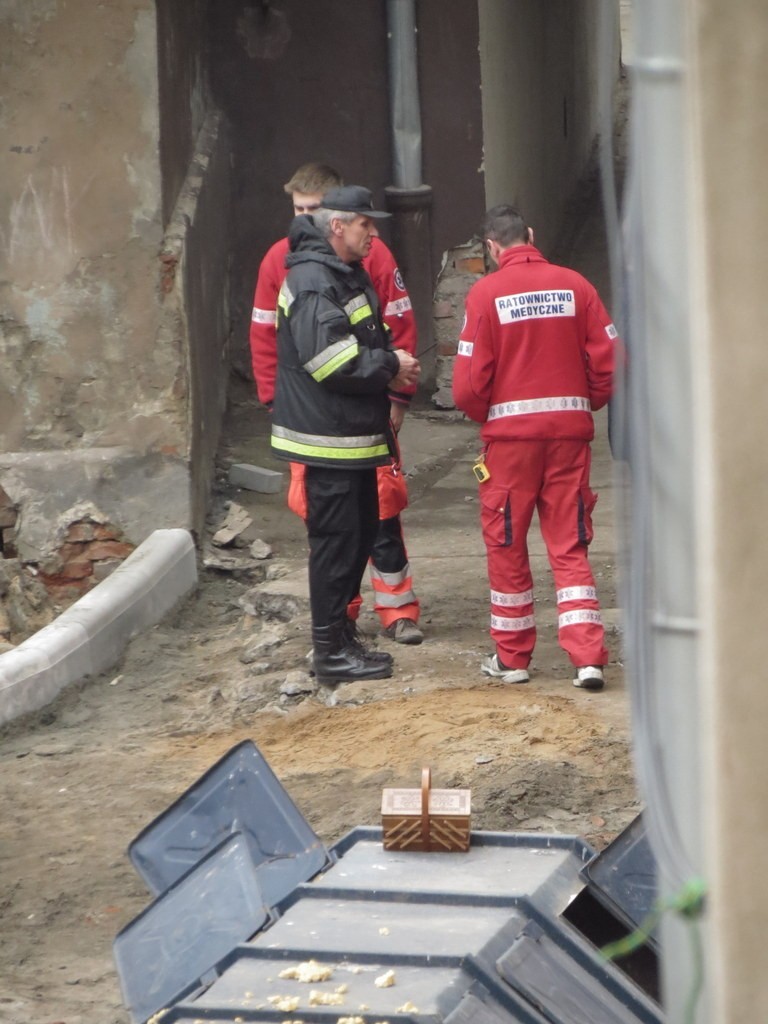 Wrocław: Znaleźli niewybuch i ewakuowali mieszkańców (ZDJĘCIA)