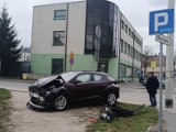 Wypadek w Tomaszowie Mazowieckim. Zderzenie samochodów na skrzyżowaniu ulic Berka Joselewicza i Piekarskiej