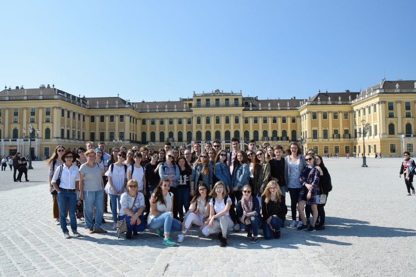 Uczniowie I LO w Rybniku we Wiedniu na zaproszenie absolwenta Powstańców