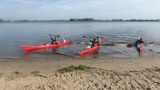 Niezwykli goście na polickiej plaży. Przypłynęli do nas w trakcie wyprawy życia