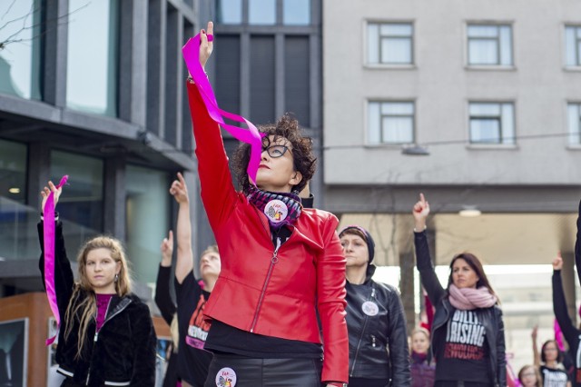 Akcja "Nazywam się Miliard" w Poznaniu przeciw przemocy wobec kobiet

Zobacz kolejne zdjęcie --->