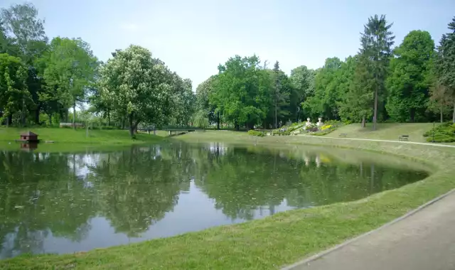 Park Miejski w Zamościu: w stawie będą pływały fontanny!