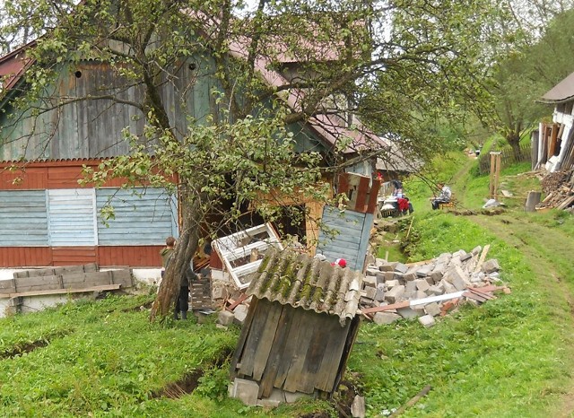 Osuwisko w Prusowie nadal jest groźne.