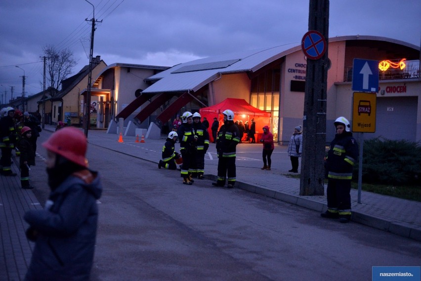 OSP Choceń ma nowy wóz strażacki. Była parada i huczne powitanie [zdjęcia, wideo]