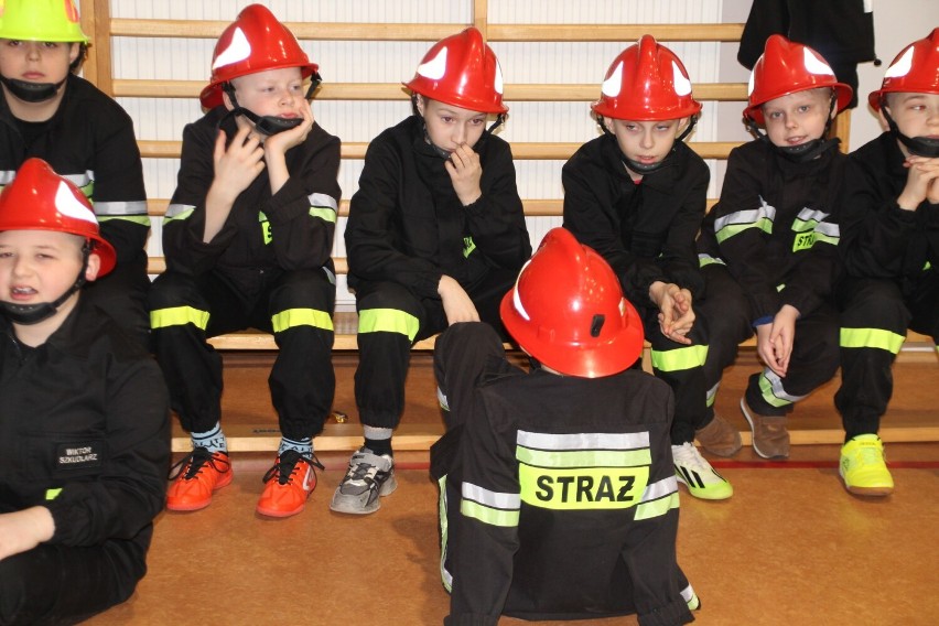 Halowe Zawody Dziecięcych Drużyn Pożarniczych w Osieku nad Notecią