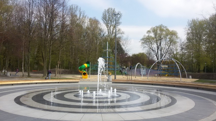 W czasie majówki warto odwiedzić park w Kazimierzu Górniczym [ZDJĘCIA]