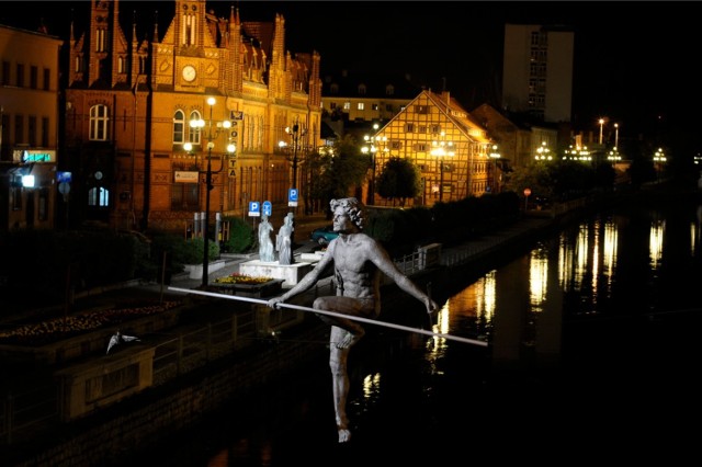 Bydgoszcz. Piękna, deszczowa, słoneczna, z lotu ptaka, zakorkowana, rozkopana, tonąca w zieleni... Nasze piękne miasto ma wiele ciekawych miejsc.

Zobaczcie zdjęcia >>