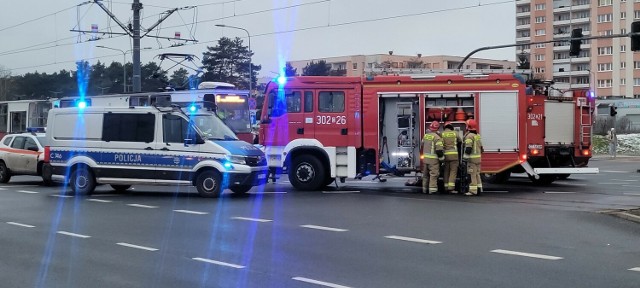 W Bydgoszczy w ostatnim czasie nie brakowało dramatycznych zdarzeń z udziałem pieszych oraz tramwajów. 12 stycznia życie na torowisku w Fordonie straciła 14-latka...