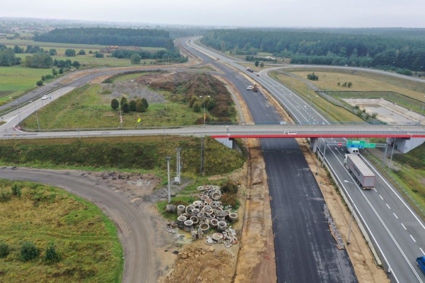 Budowa drogi ekspresowej S1 od Podwarpia do Pyrzowic. Na...