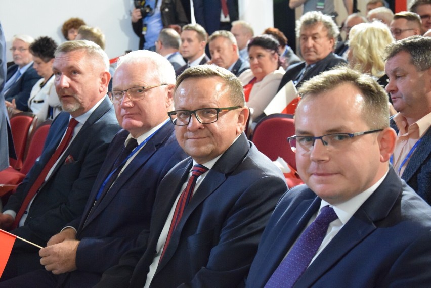 Prezes PiS Jarosław Kaczyński entuzjastycznie przyjęty w...