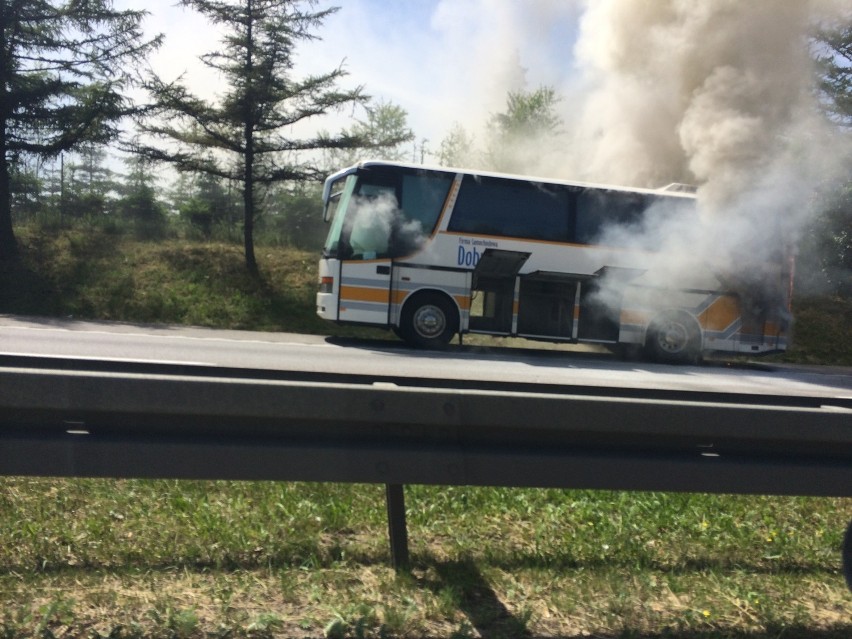 Pożar autobusu na obwodnicy Trójmiasta. Tworzą się korki 