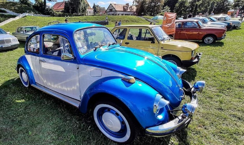 Gniezno. Klasyczne i wyjątkowe samochody zakończą sezon. Już w sobotę na Rynku!