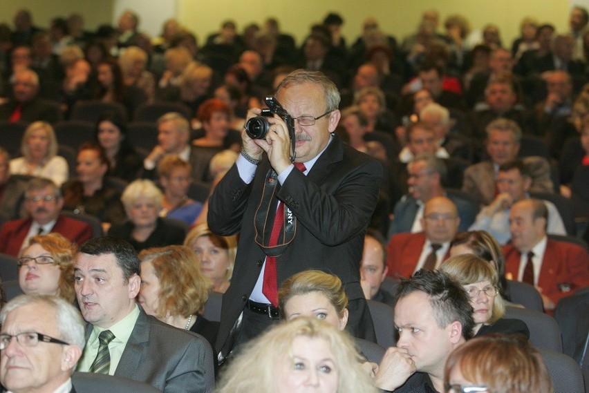 Ruda Śląska: Znamy już tegorocznych ''Hanysów''. W MCK wręczono statuetki