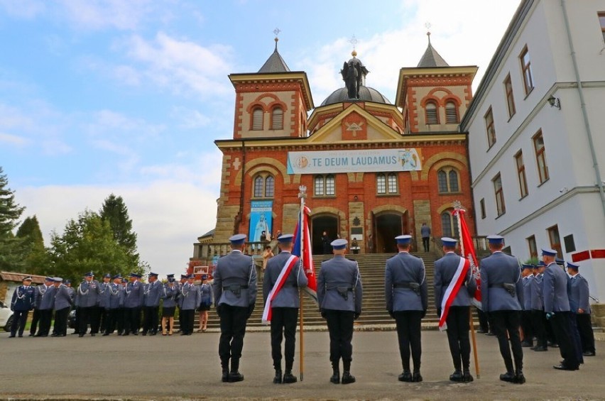 Uroczyste obchody święta patrona Polskiej Policji w Miejscu Piastowym [ZDJĘCIA]