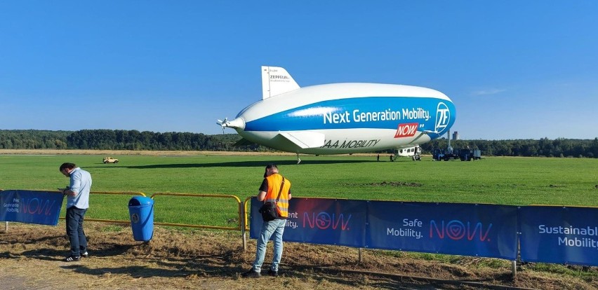 Zeppelin nad Śląskiem! Mieszkańcy zadzierają głowy i...