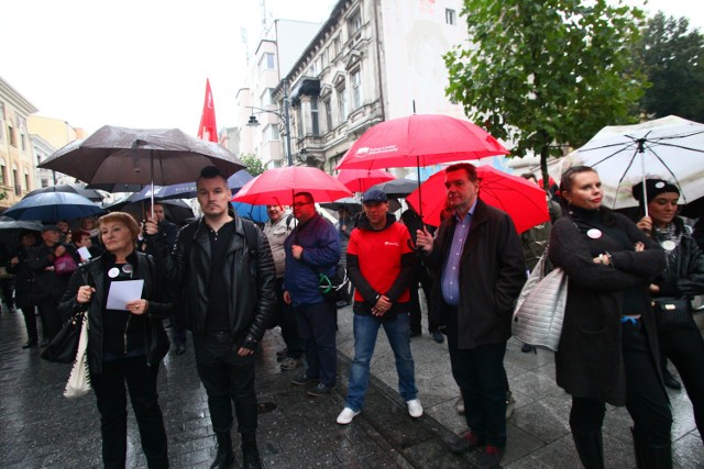 Czarny Wtorek. Protest kobiet w Łodzi we wtorek, 3 października 2017 roku