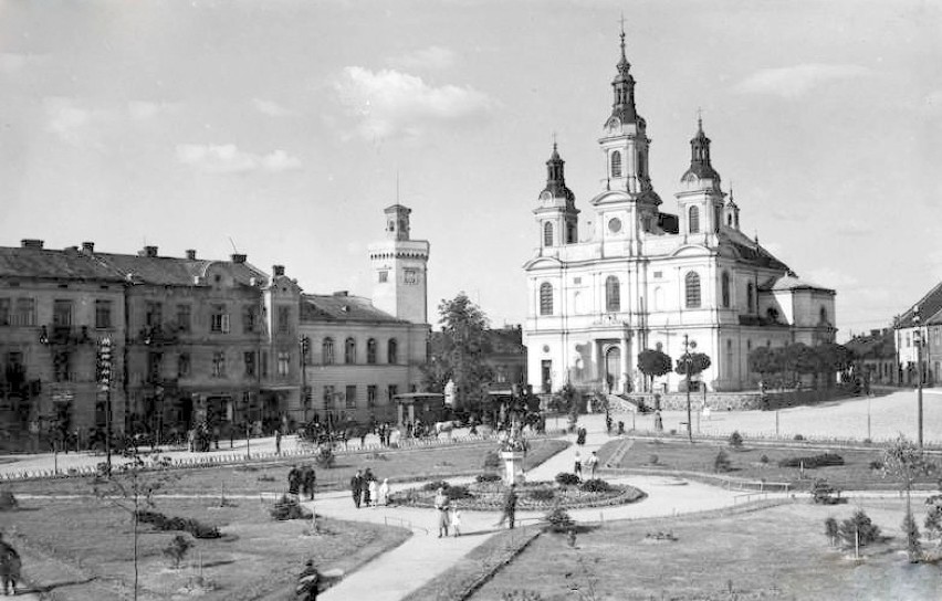 Centrum Radomska. Zobacz, jak się zmieniało przez lata. ZDJĘCIA