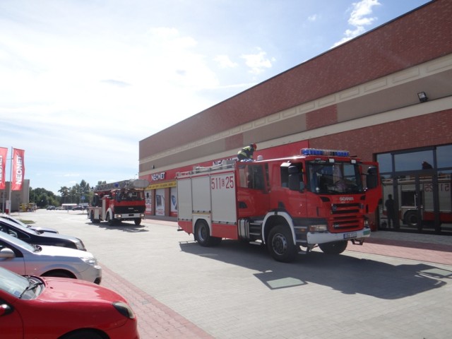 Pożar w Galerii Radomsko. Zapaliła się instalacja elektryczna