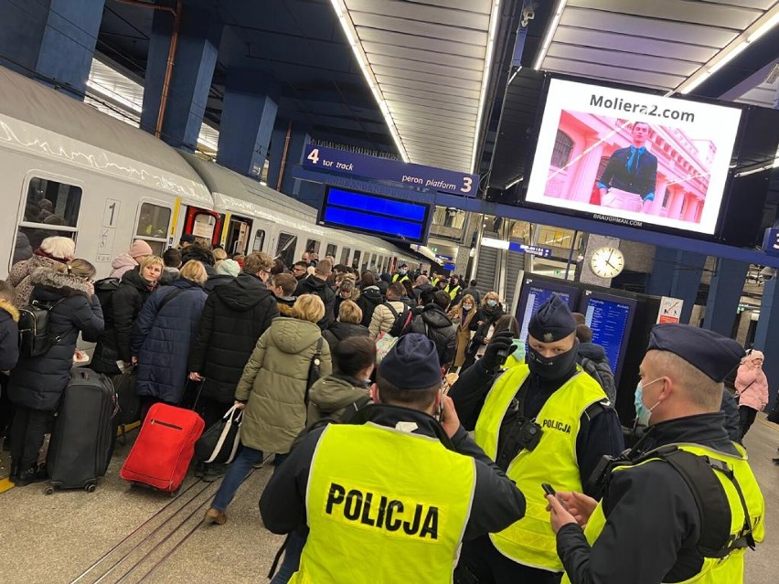 Handel uchodźcami z Ukrainy? Warszawska policja prowadzi...