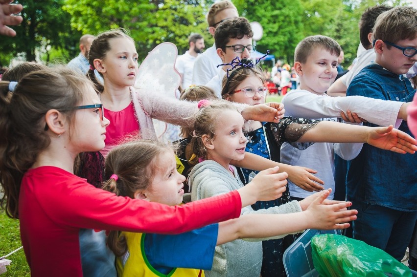 Festyn z okazji Światowych Dni Książki i Praw Autorskich w...