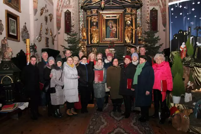 Koncertowy styczeń międzychodzkiego Chóru Lutnia. Chórzyści występowali w Międzychodzie, Kamionnie i lubuskim Pszczewie.