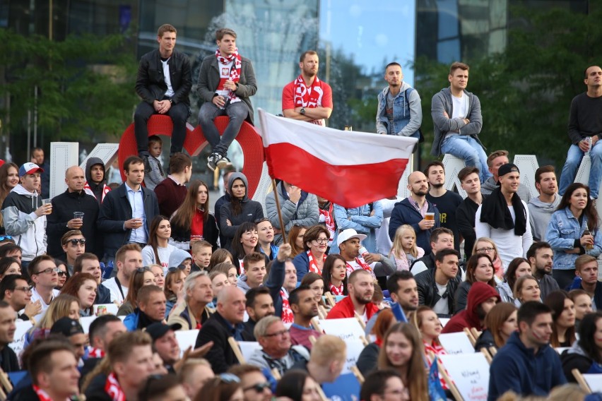 Polska-Kolumbia w Warszawie. Cała stolica wspiera biało-czerwonych! [ZDJĘCIA]