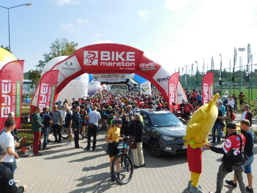 Bike Maraton w Wałbrzychu zgromadził na startcie ponad 3 tysiące osób