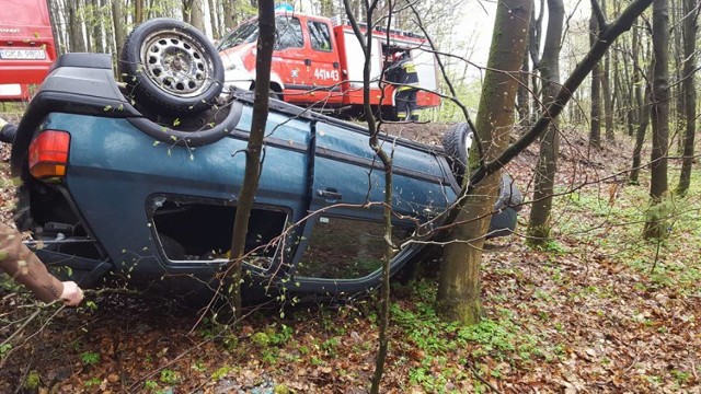 W niedzielę, 7 maja doszło do wypadku na trasie Somonino - Egiertowo. Na szczęście ucierpiał tylko samochód.