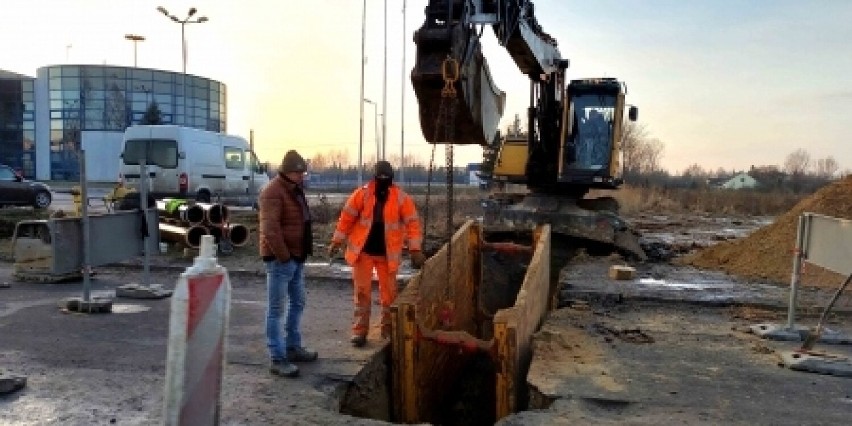 Budowa kanalizacji sanitarnej w ul. Glinianej w Piotrkowie