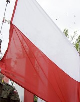 Kradli flagi z pl. Litewskiego. Byli pijani