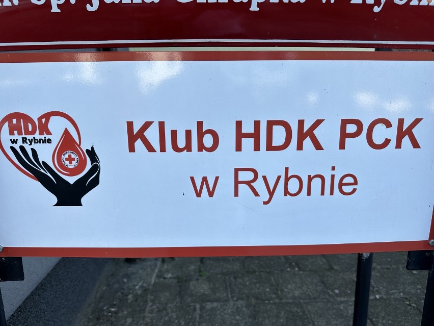 Mieszkańcy Rybna oddawali krew w Zespole Szkół w Rybnie! (WIDEO I ZDJĘCIA)